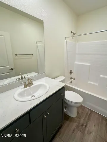 $2,570 | 7145 Owl View Drive, Sparks, NV 89436