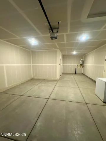 $2,570 | 7145 Owl View Drive, Sparks, NV 89436