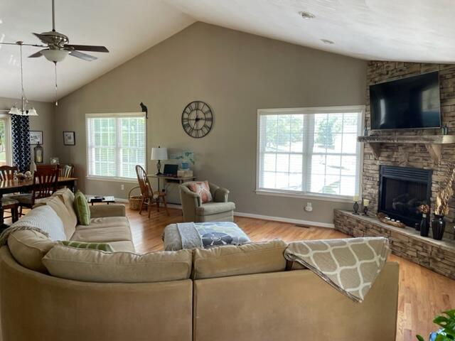3895 Read Mountain Road Cloverdale, VA 24077 - Photo 3 of 33 Gorgeous-Like new home