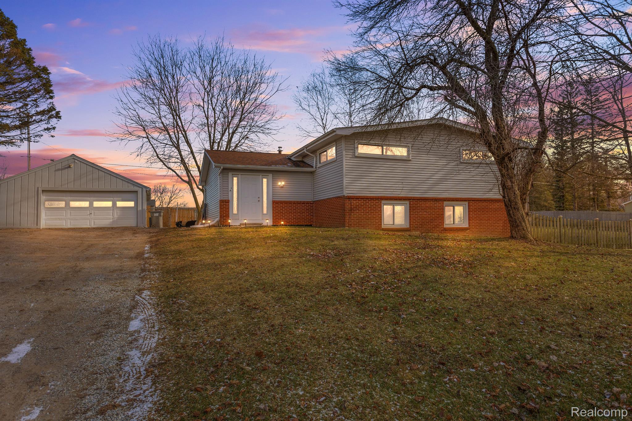 1540 Slater Road Lapeer, MI 48446 - Photo 1 of 40 Gallery Image 1