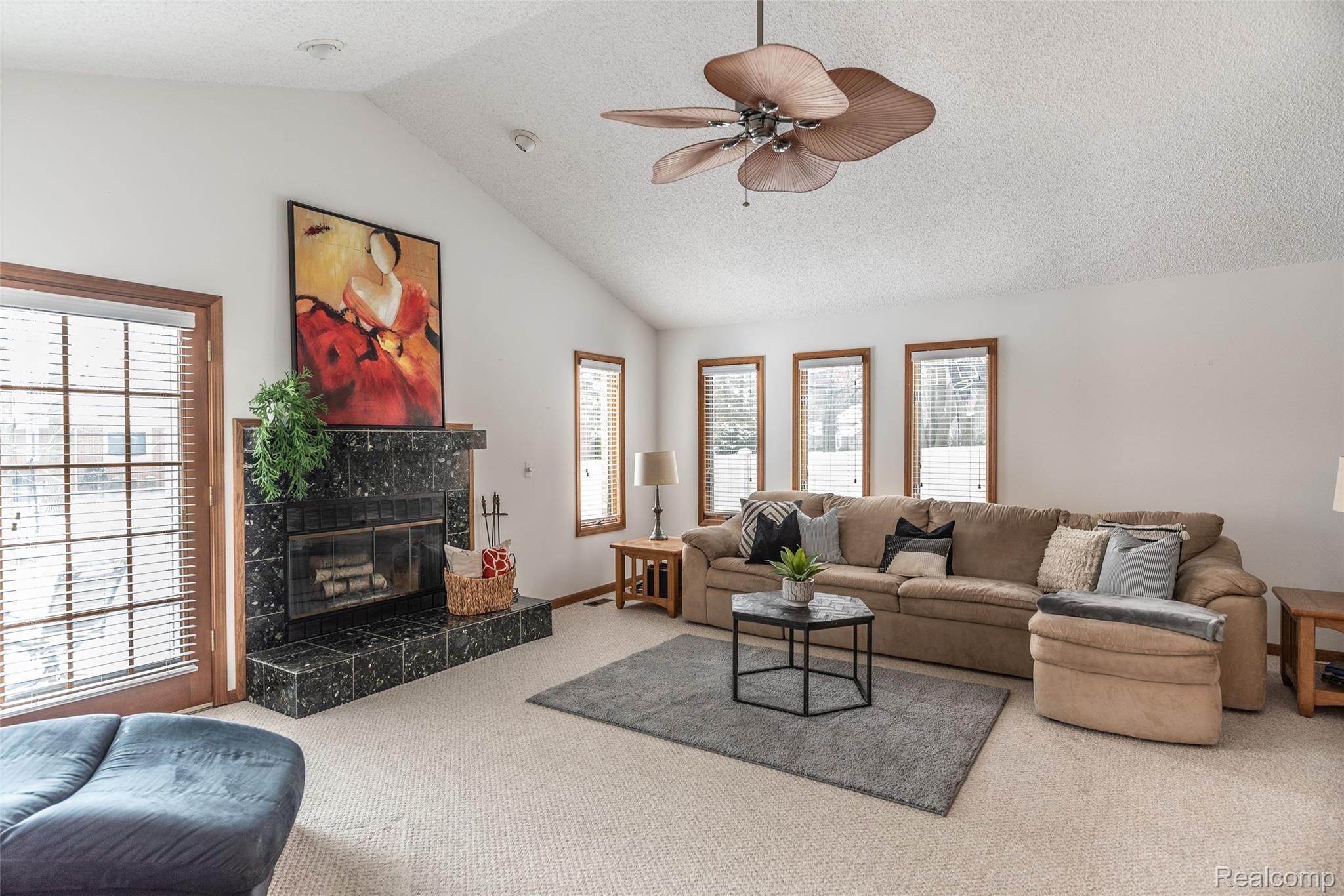 2860 Ranieri Drive Troy, MI 48085 - Photo 25 of 58 DSC_5964.jpg
