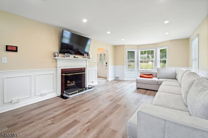 1637 Amwell Road Somerset, NJ 08873 - Photo 7 of 15 Gallery Image 7