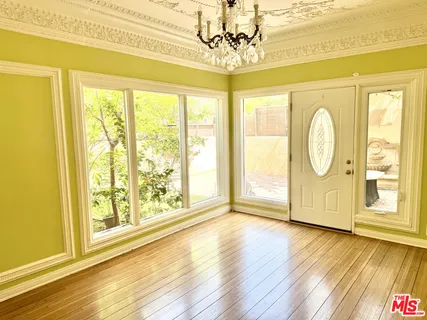 $8,100 | 1861 West Mountain Street, Glendale, CA 91201
