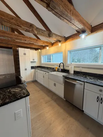 $3,000 | 874 Battle Street, Webster, NH 03303