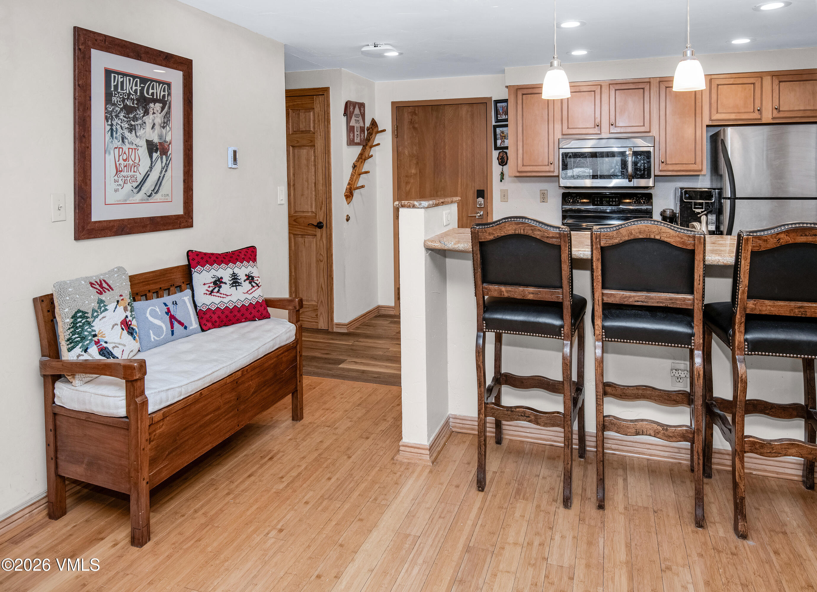 1650 Fall Ridge Road, Unit 202 Vail, CO 81657 - Photo 6 of 32 Entry