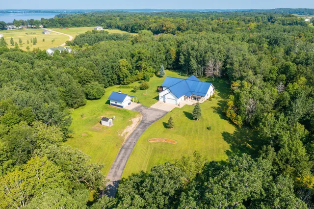 $699,000 | 11450 Cormorant Heights Road, Audubon, MN 56511