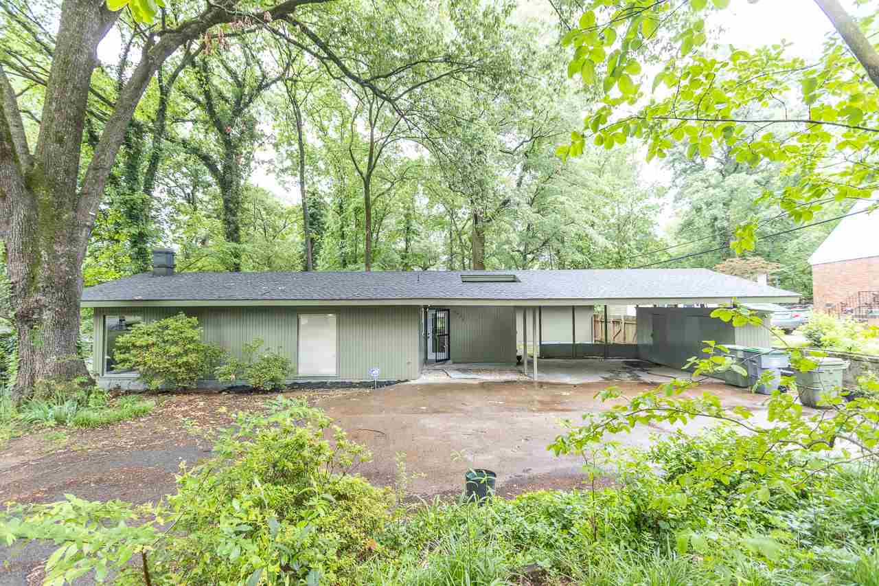 2948 Bannockburn Road Memphis, TN 38128 - Photo 1 of 25 Contemporary Architectural Beauty with plenty of natural light