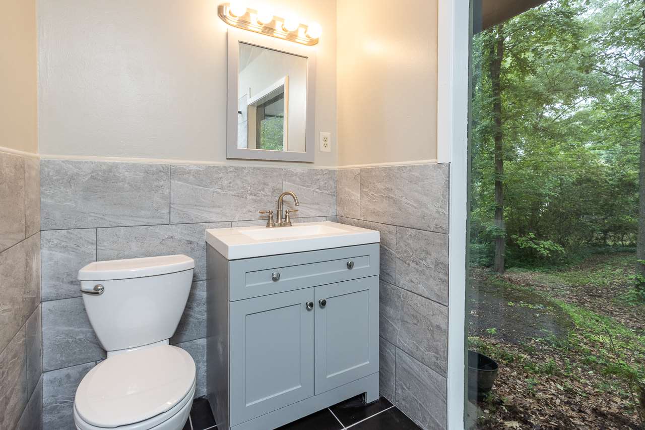 2948 Bannockburn Road Memphis, TN 38128 - Photo 11 of 25