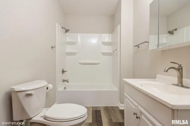 $210,000 | 403 North Plum Street, Farmer City, IL 61842