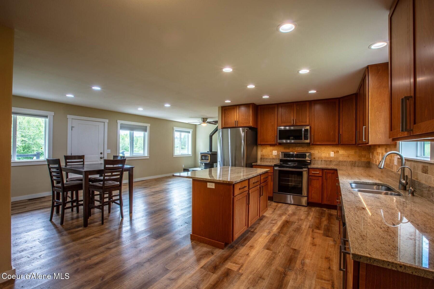 1923 Sagle Road Sagle, ID 83860 - Photo 7 of 42 Well Designed Kitchen