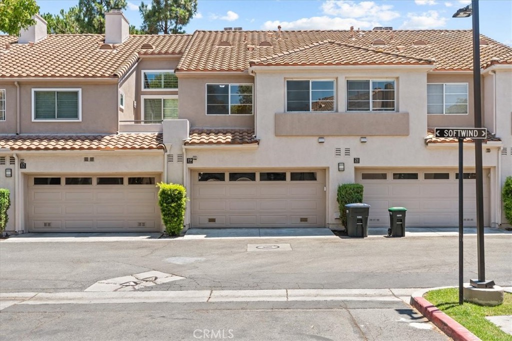 19 Softwind Aliso Viejo, CA 92656 - Photo 27 of 28 front view of a house with a yard