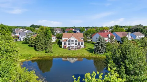 $624,500 | 18936 West Woodale Trail, Lake Villa, IL 60046