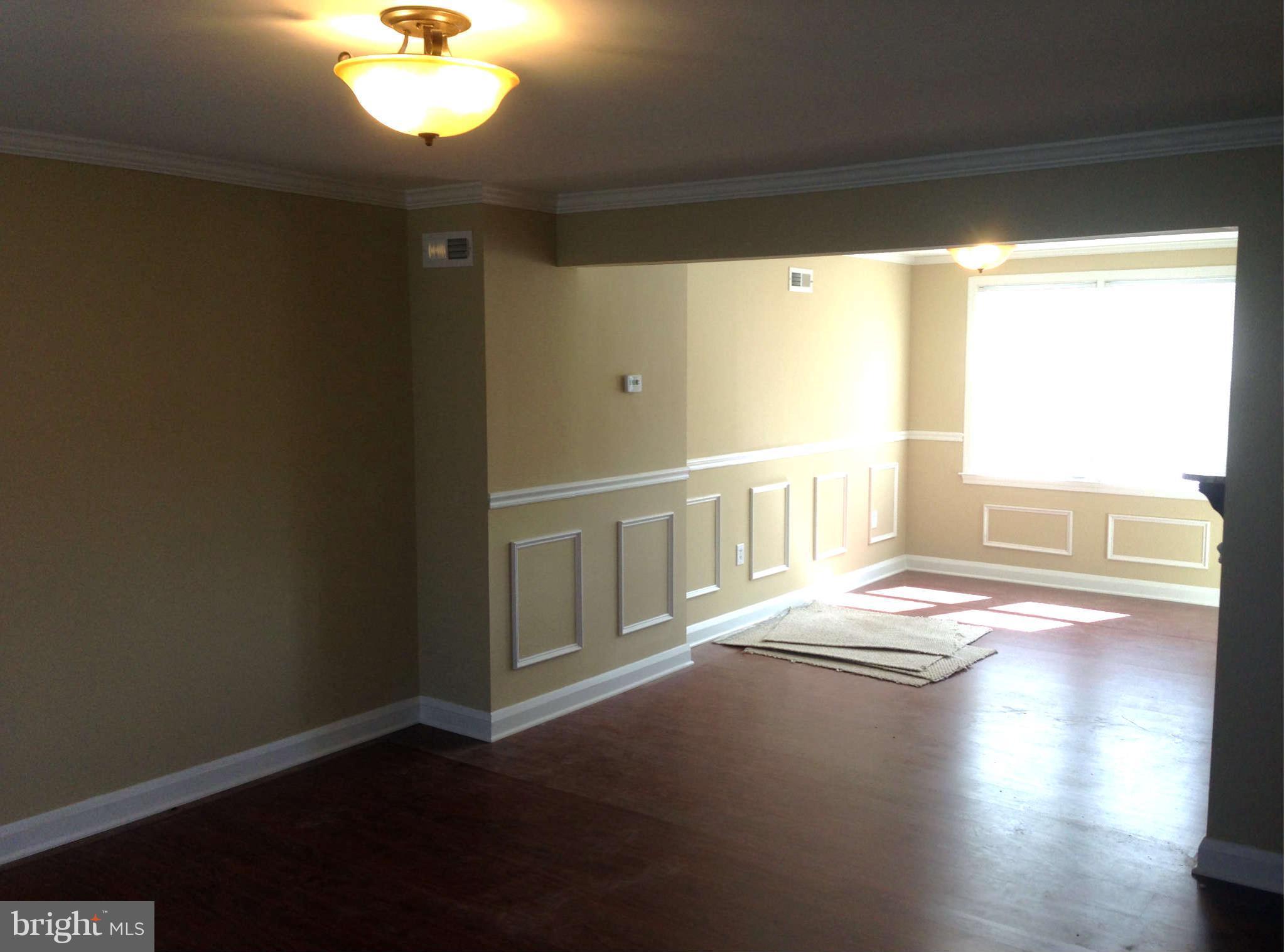 7527 Lawrence Road Baltimore, MD 21222 - Photo 17 of 19 Family Room