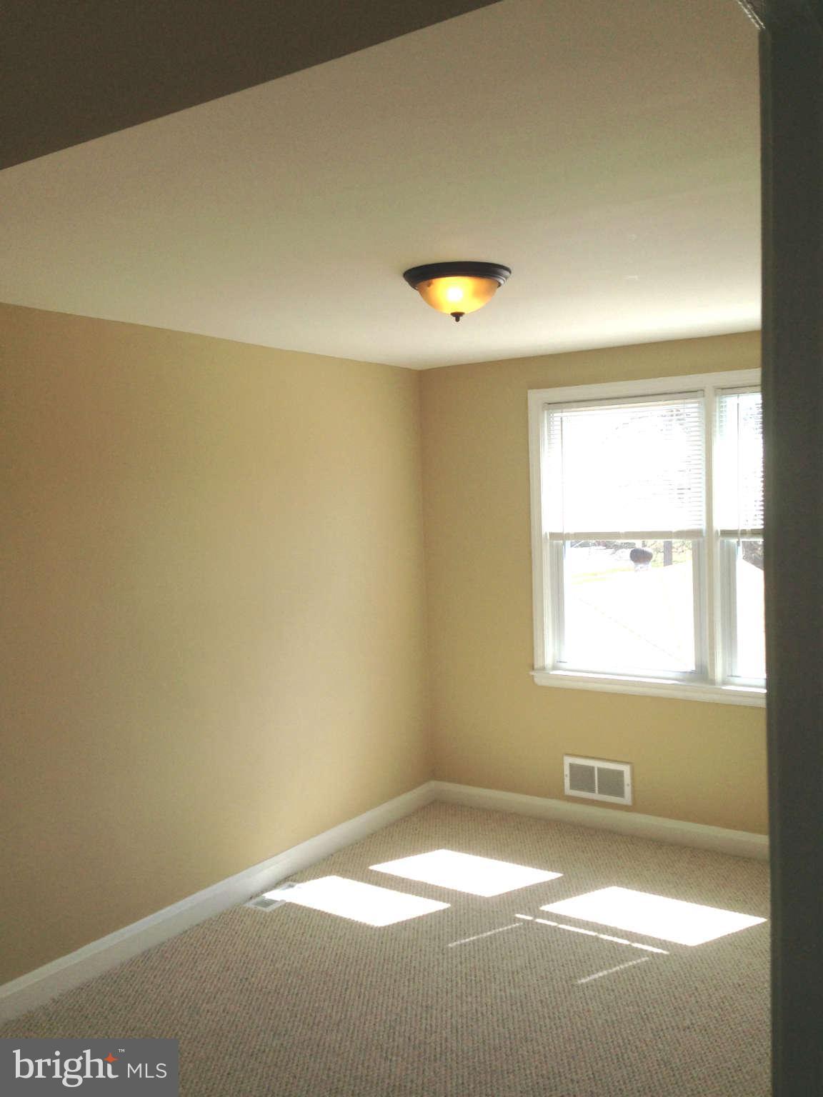 7527 Lawrence Road Baltimore, MD 21222 - Photo 8 of 19 Bedroom