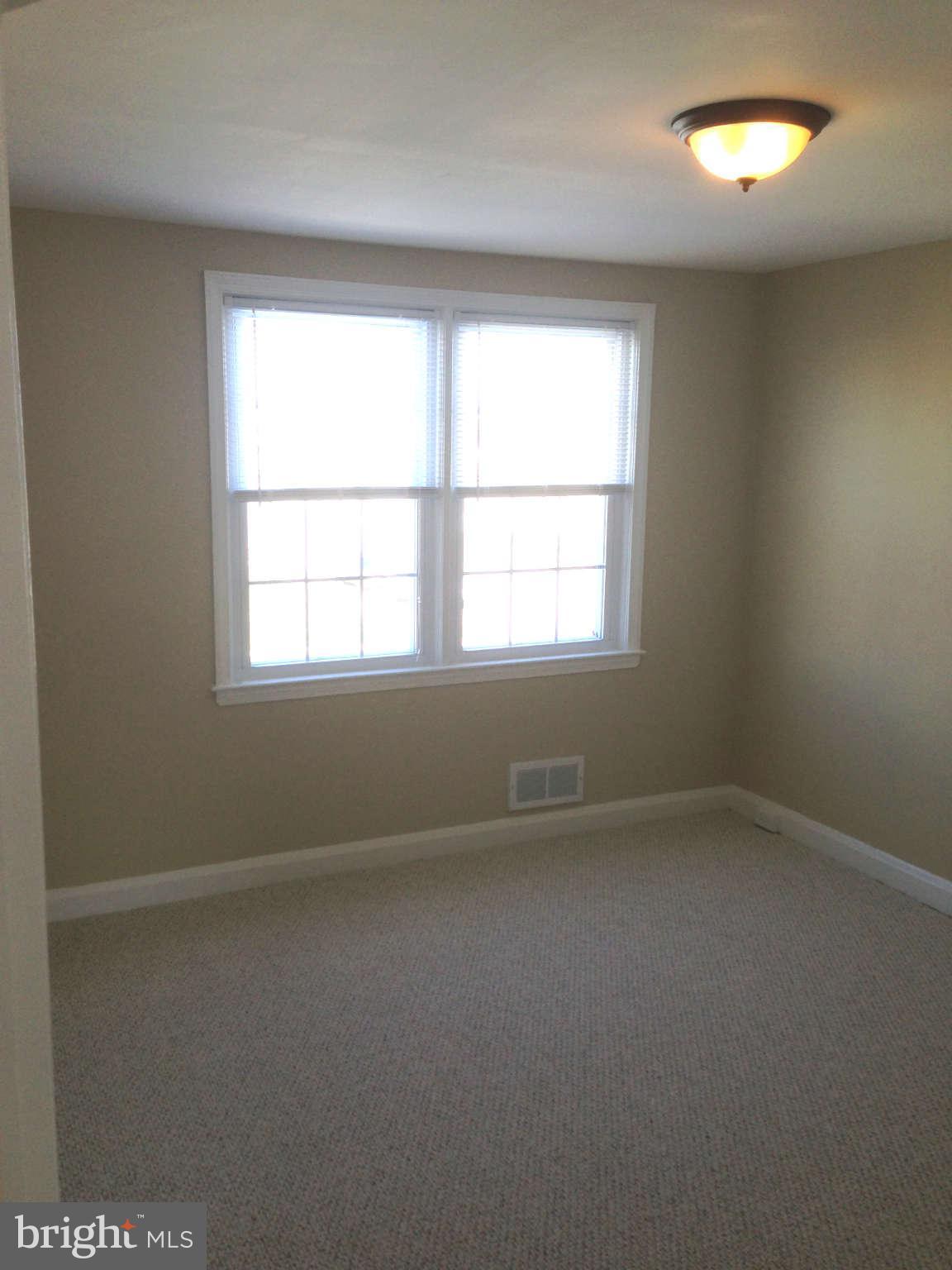 7527 Lawrence Road Baltimore, MD 21222 - Photo 10 of 19 Bedroom