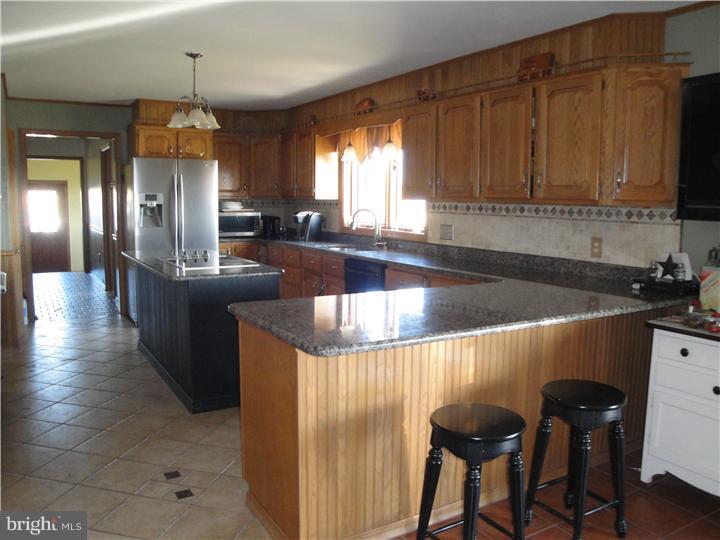 1505 County Line Road Quakertown, PA 18951 - Photo 5 of 21 Kitchen