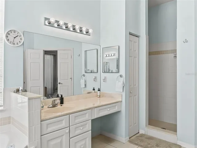 $355,000 | 17435 Southeast 112th Avenue, Summerfield, FL 34491