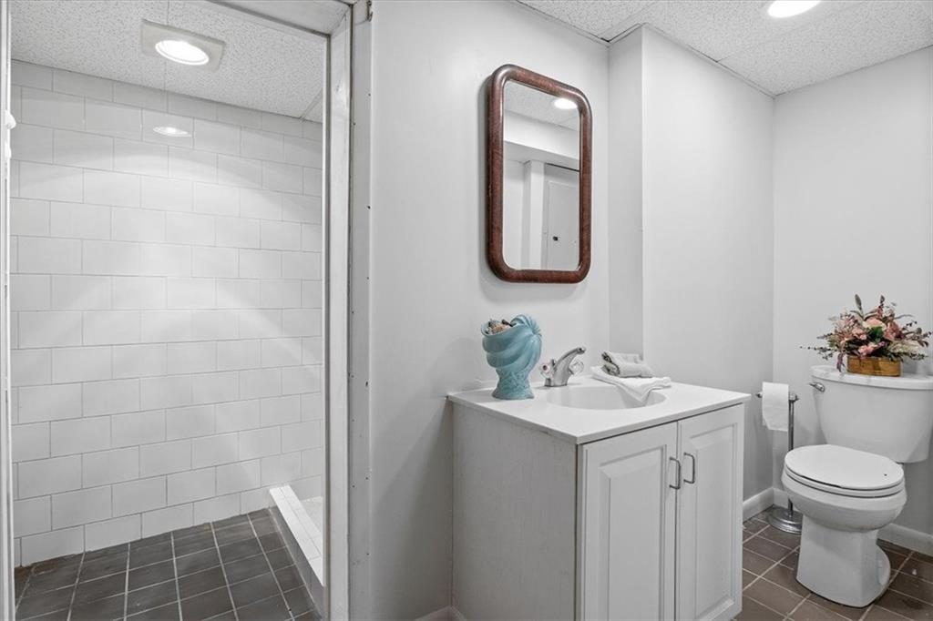1702 Brodhead Road Coraopolis, PA 15108 - Photo 17 of 25 Gallery Image 17