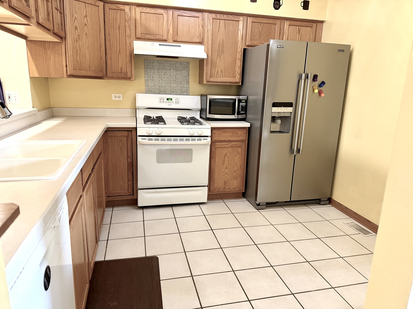 2524 Carrolwood Road, Unit 2524 Naperville, IL 60540 - Photo 5 of 11