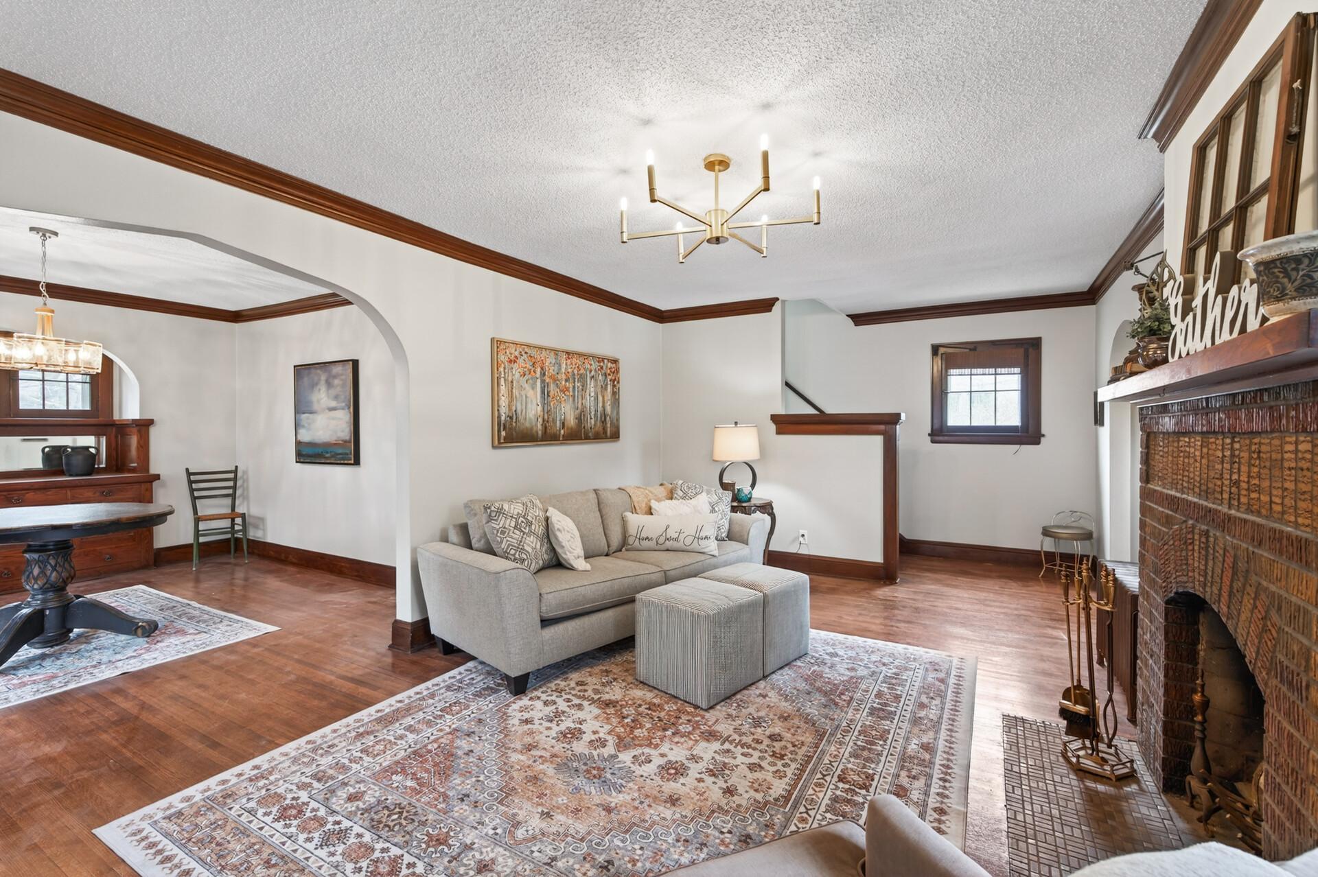 1749 Hamline Avenue North Falcon Heights, MN 55113 - Photo 8 of 27