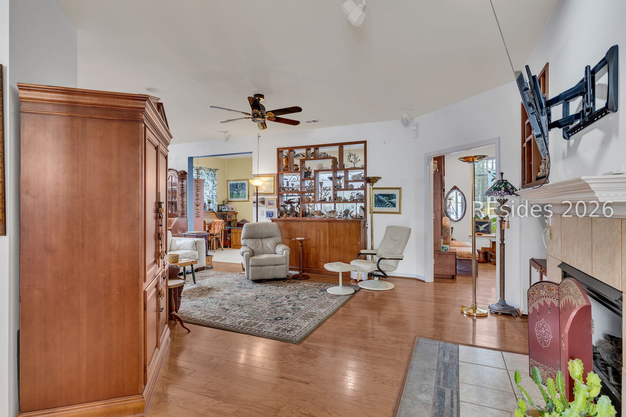 11 Sundance Lane Bluffton, SC 29909 - Photo 6 of 33 Living Room with Fireplace