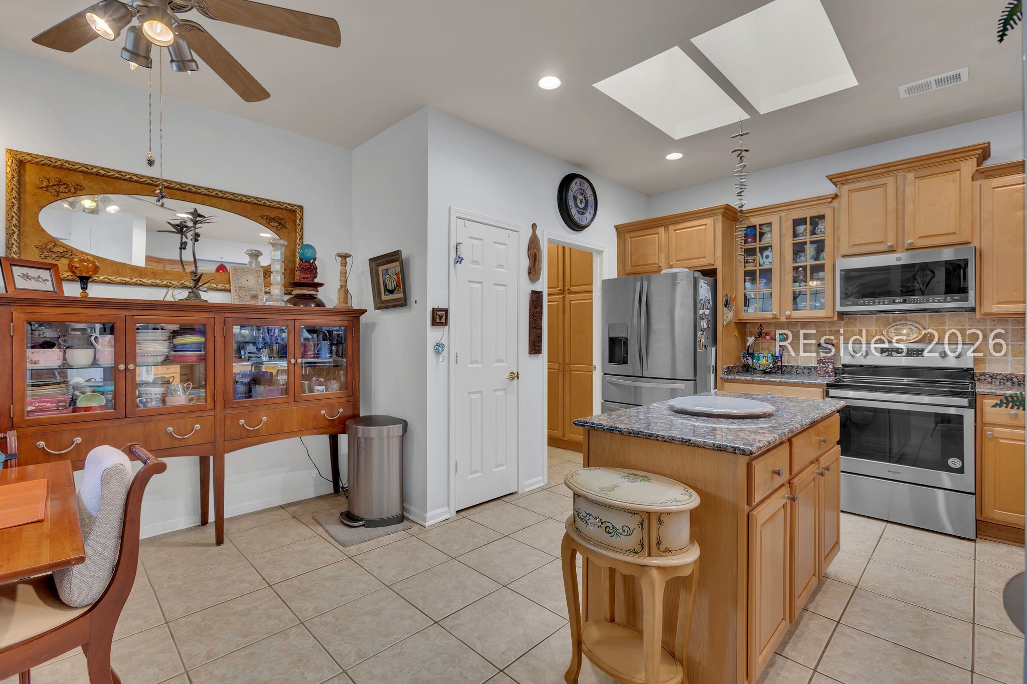 11 Sundance Lane Bluffton, SC 29909 - Photo 9 of 33 Kitchen