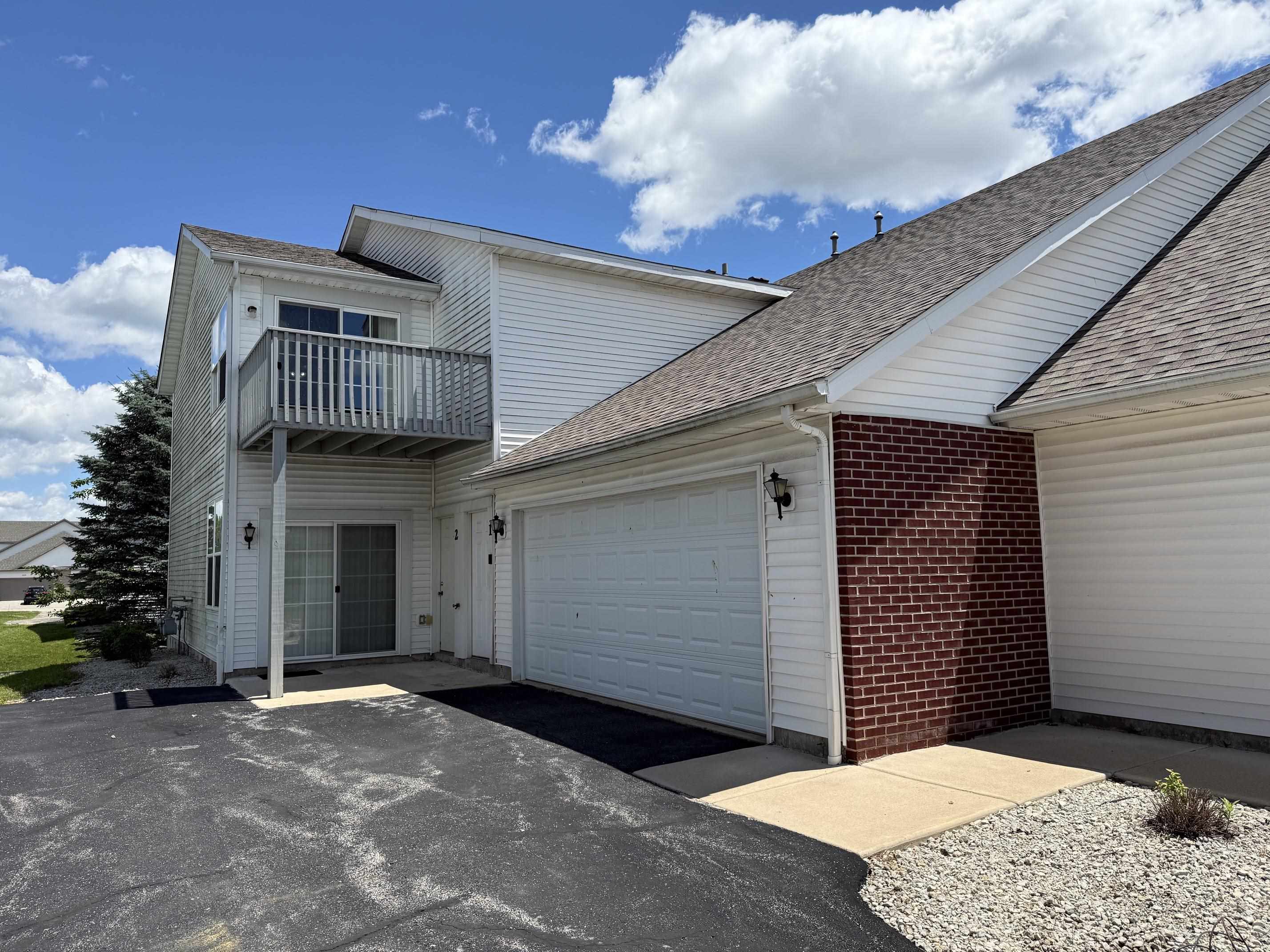 10113 Monarch Road, Unit 1 Roscoe, IL 61073 - Photo 2 of 16