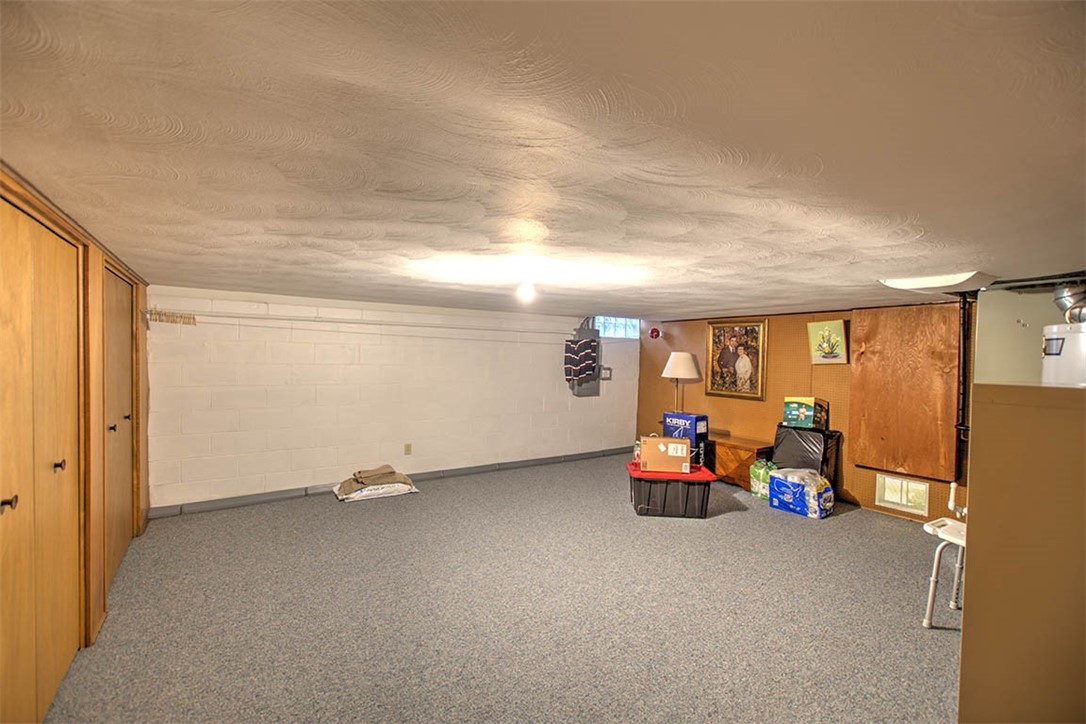 612 West Karen Drive Decatur, IL 62526 - Photo 18 of 26