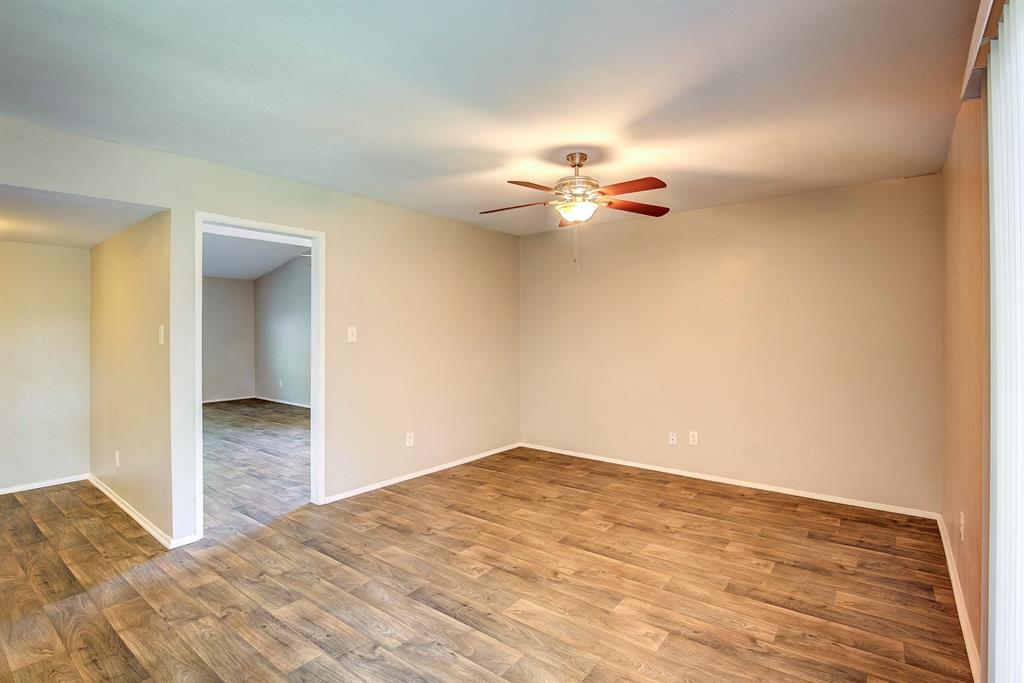 7801 Summerglen Road Fort Worth, TX 76133 - Photo 25 of 40
