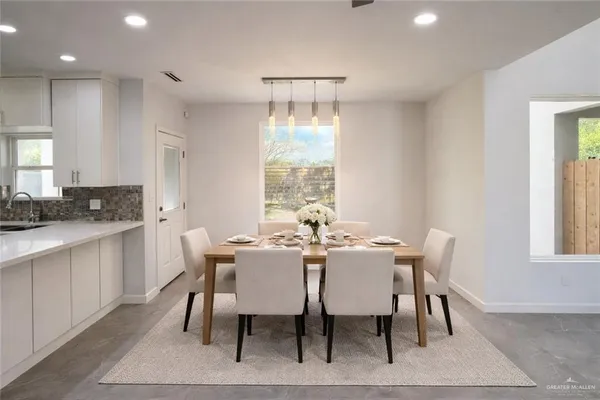 $1,700 | 2325 Corales Street, Mission, TX 78573