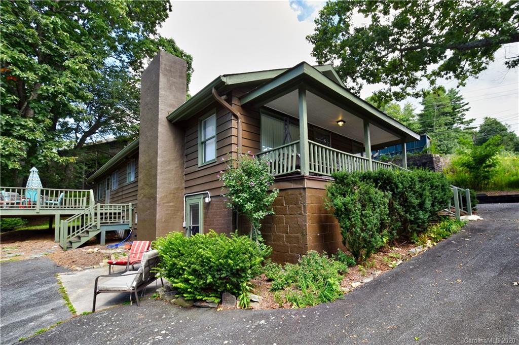 171 Cornish Road Blowing Rock, NC 28605 - Photo 2 of 13 Gallery Image 2