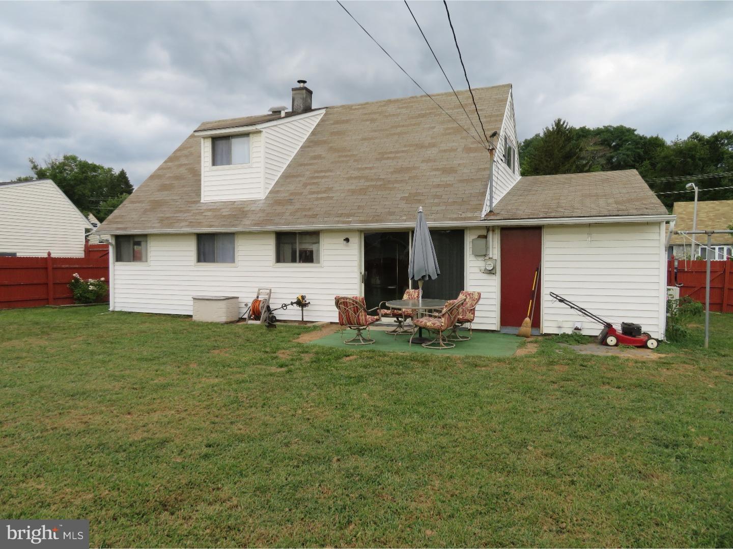 43 Towpath Road Levittown, PA 19056 - Photo 19 of 20