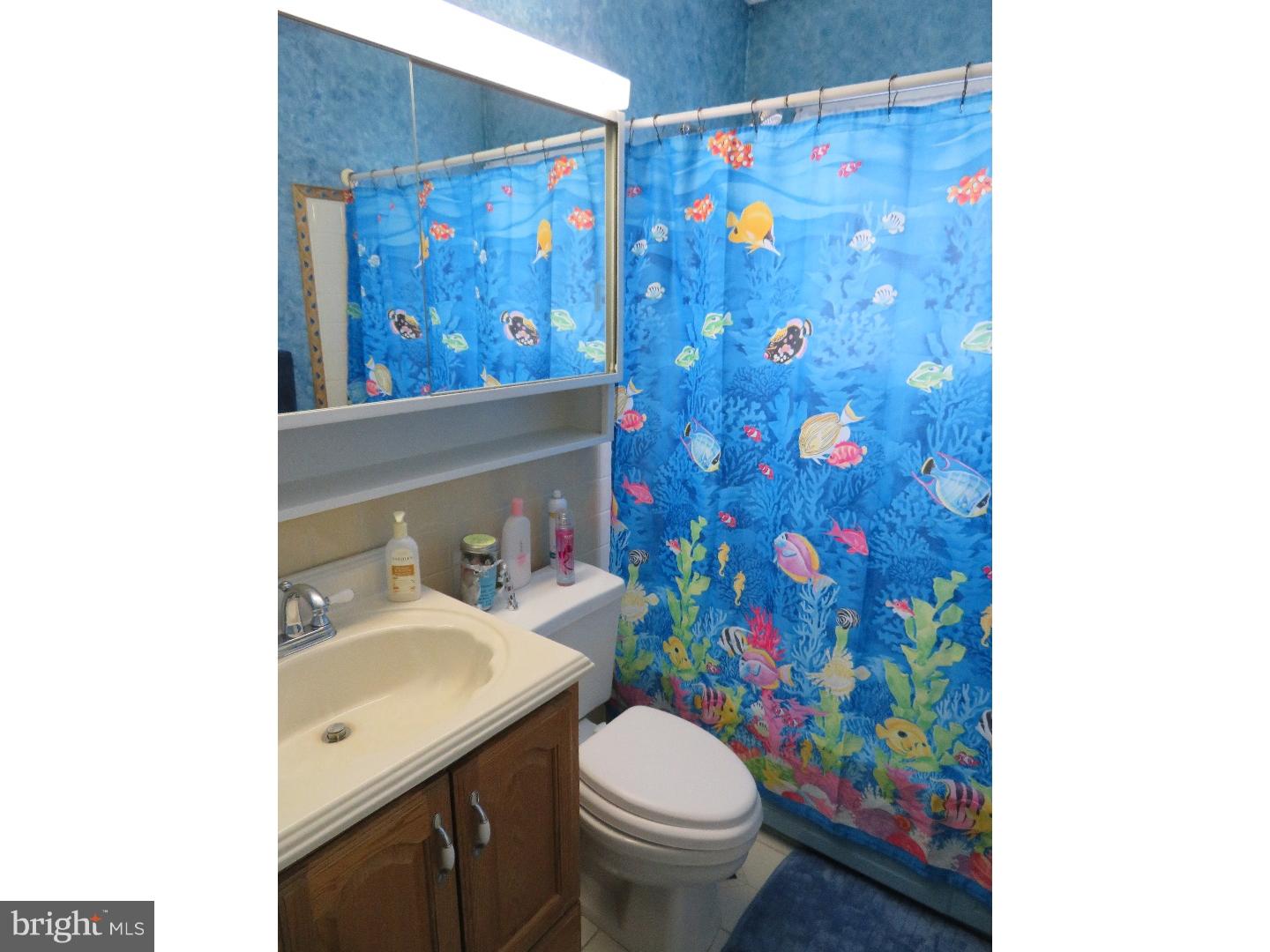 43 Towpath Road Levittown, PA 19056 - Photo 8 of 20