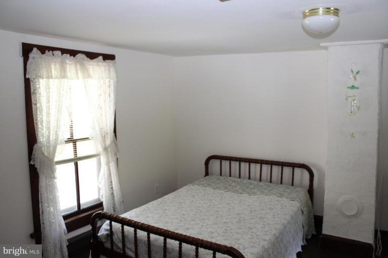 20521 Cedar Grove Road Culpeper, VA 22701 - Photo 4 of 30 Bedroom