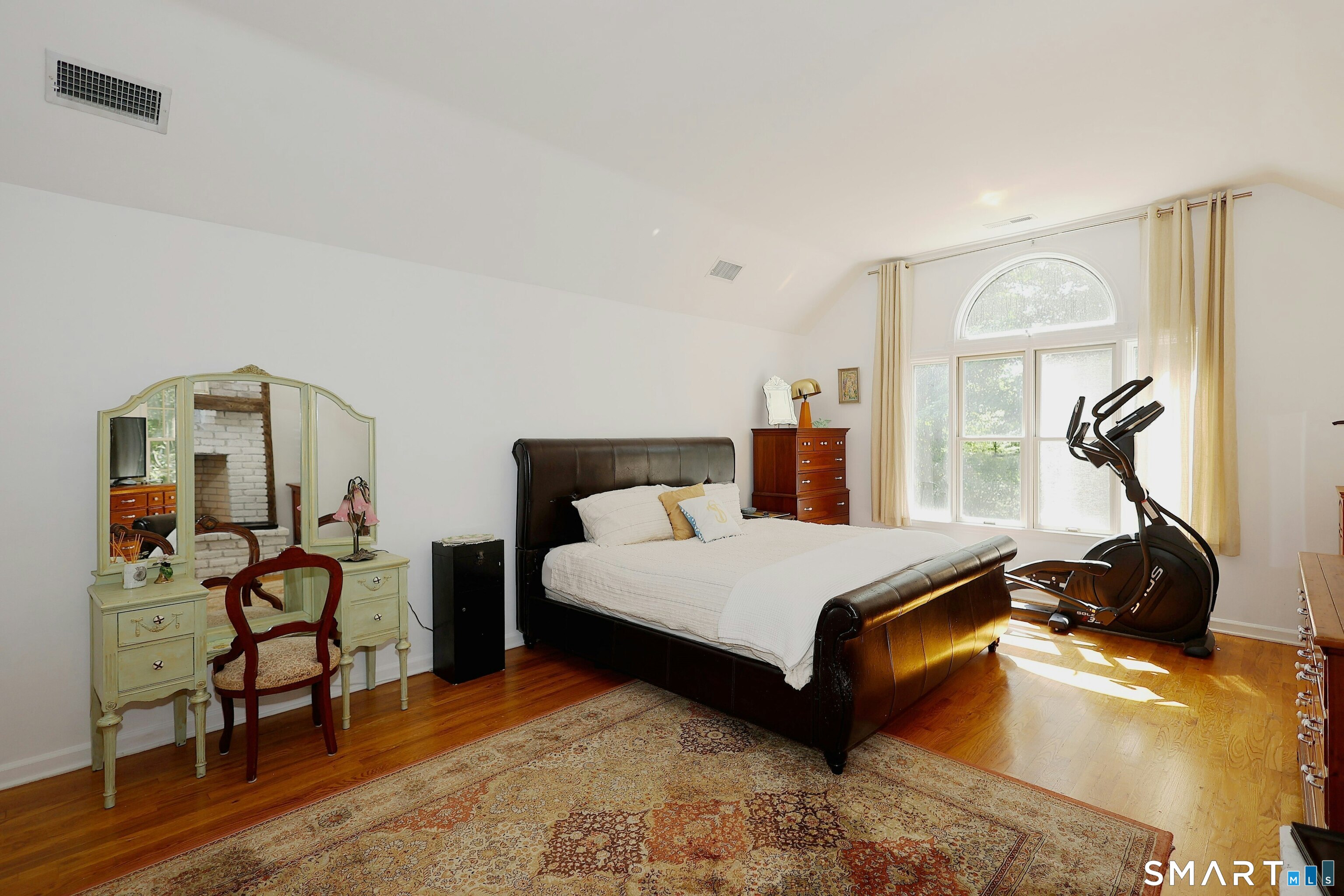 123 A Peaceable Street Redding, CT 06896 - Photo 28 of 40