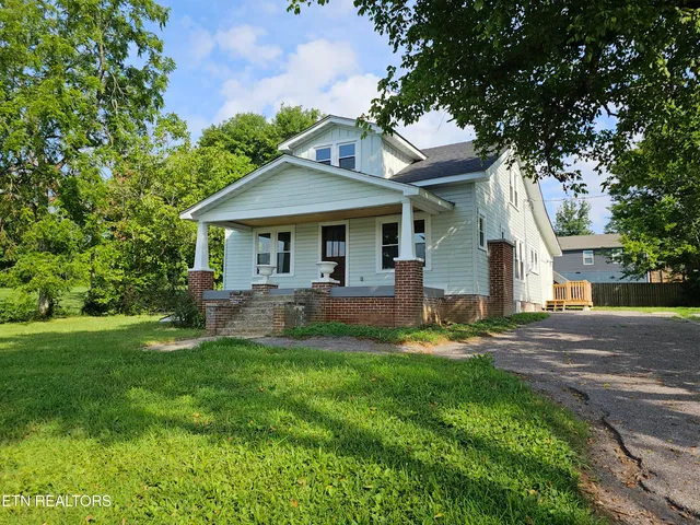 $299,000 | 402 Church Street, New Tazewell, TN 37825