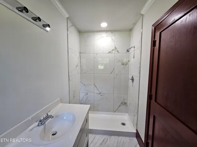 $299,000 | 402 Church Street, New Tazewell, TN 37825