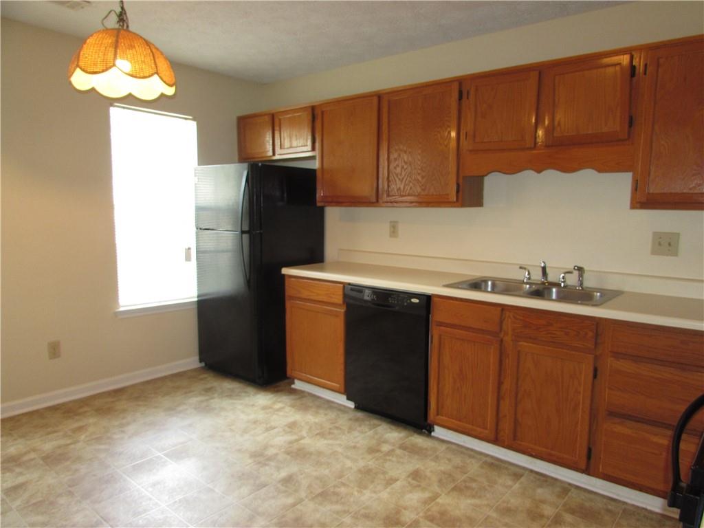 881 Heritage Valley Road, Unit 881 Norcross, GA 30093 - Photo 6 of 33