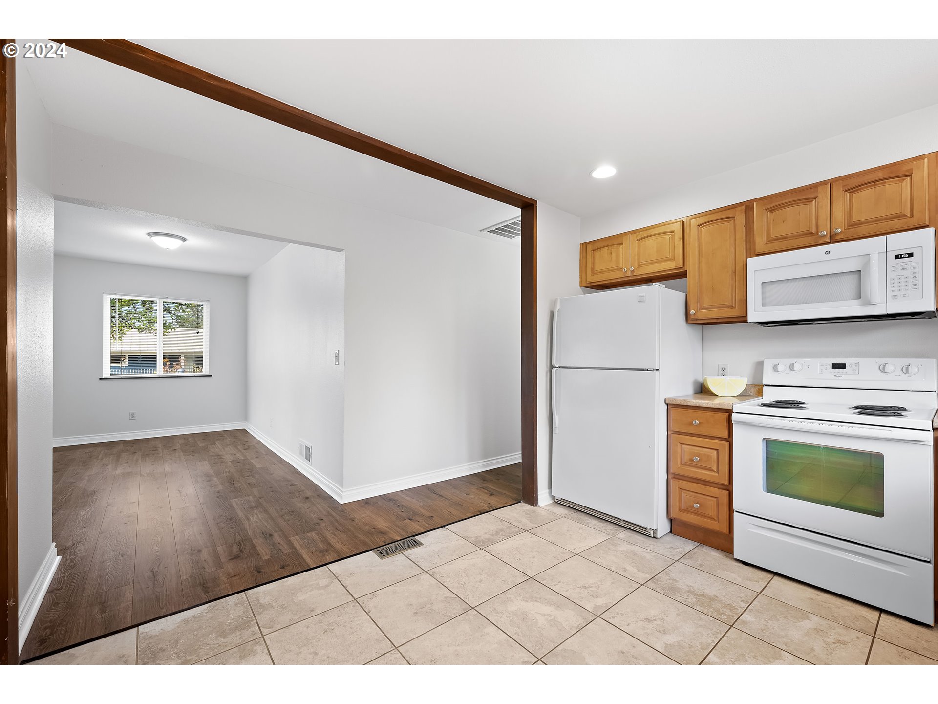 4403 Southeast Rural Street Portland, OR 97206 - Photo 18 of 40 Gallery Image 18