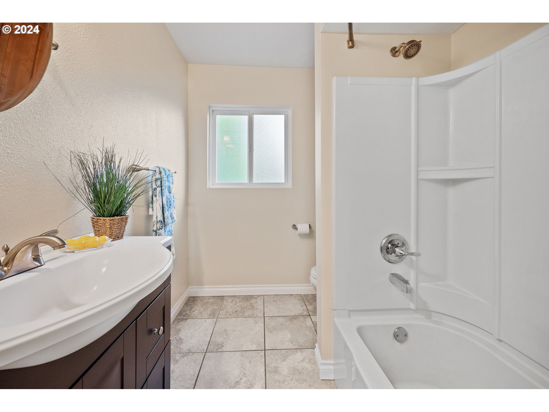 4403 Southeast Rural Street Portland, OR 97206 - Photo 25 of 40 Gallery Image 25