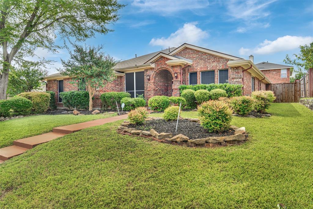 8210 Sailors Street Rowlett, TX 75089 - Photo 2 of 36