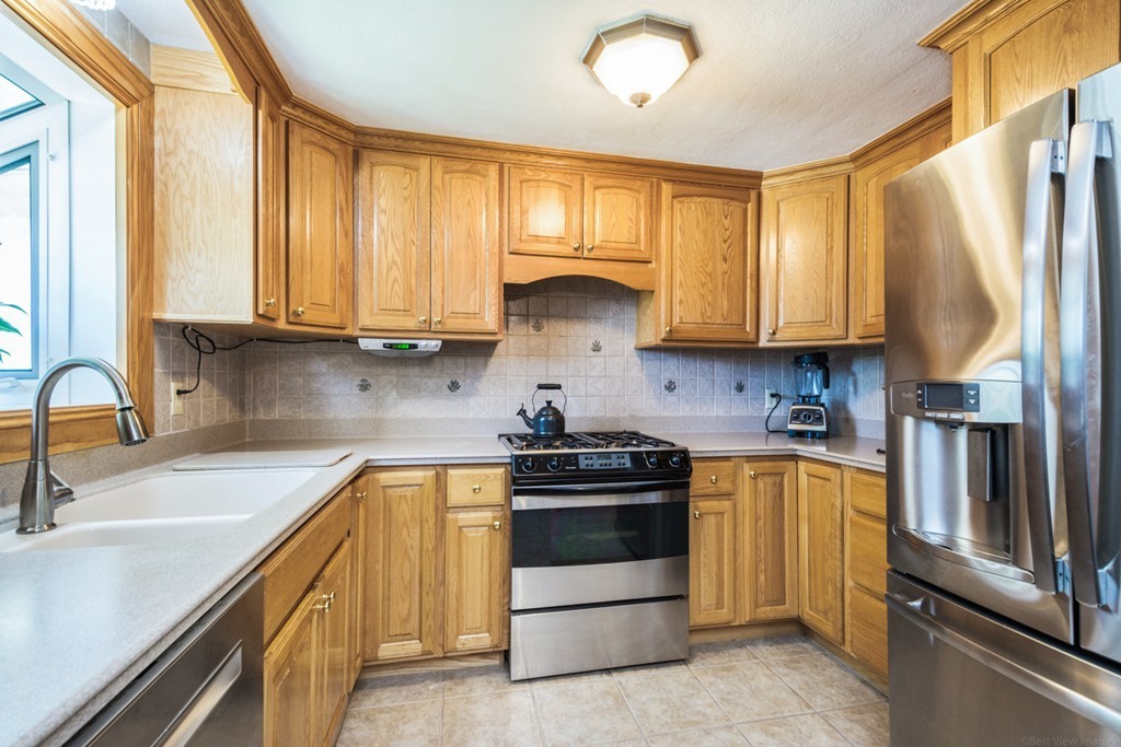 41 Lodi Road Marlborough, MA 01752 - Photo 8 of 30 Gallery Image 8