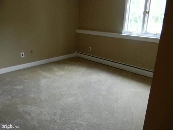 404 New Road Southampton, NJ 08088 - Photo 9 of 11 Foyer