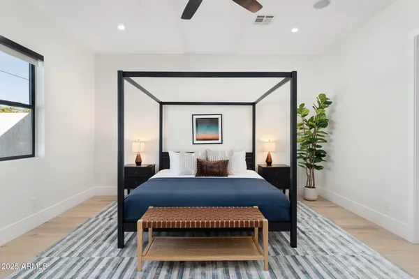 $2,276,960 | 4546 East Campbell Avenue, Phoenix, AZ 85018