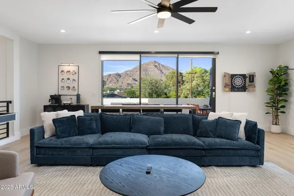 $2,276,960 | 4546 East Campbell Avenue, Phoenix, AZ 85018