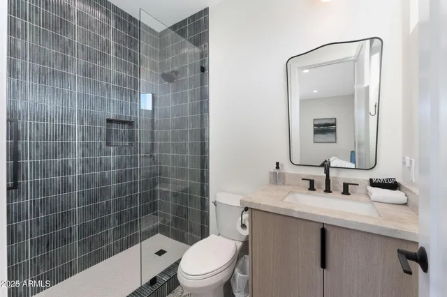 $2,375,000 | 4546 East Campbell Avenue, Phoenix, AZ 85018