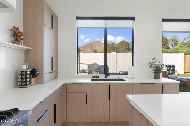 $2,375,000 | 4546 East Campbell Avenue, Phoenix, AZ 85018