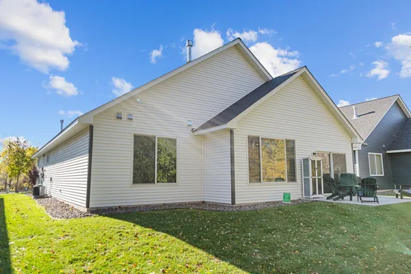$524,999 | 1017 109th Court Northeast, Blaine, MN 55434