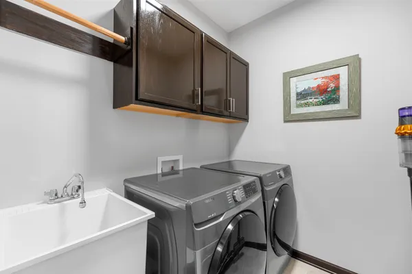 $524,999 | 1017 109th Court Northeast, Blaine, MN 55434