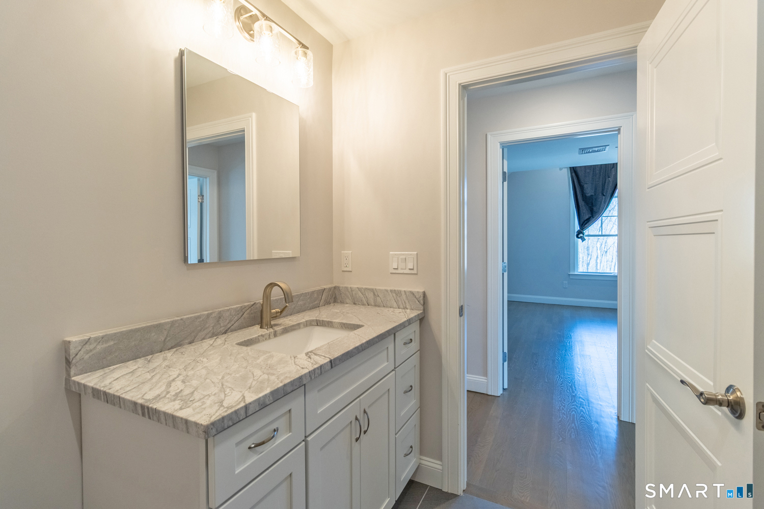 201 Edgewater Circle, Unit B East Hampton, CT 06424 - Photo 26 of 34